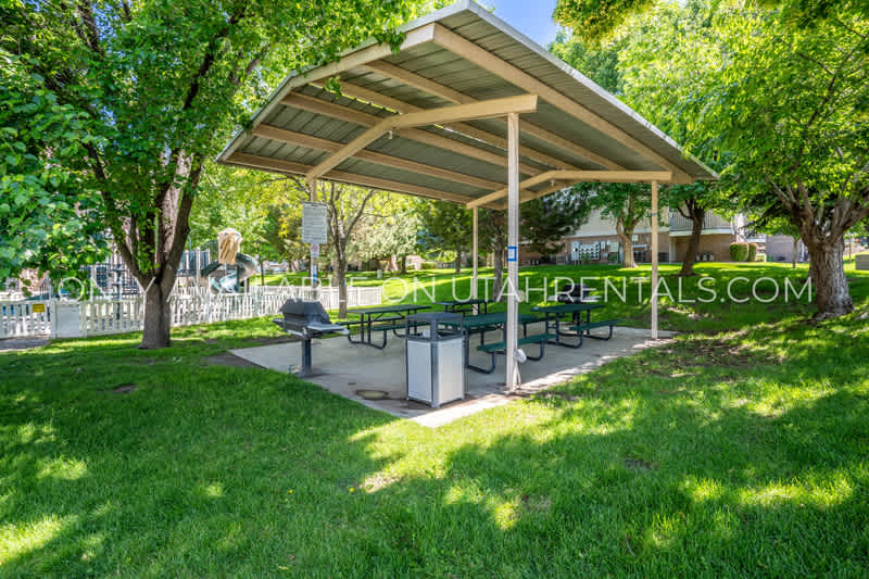 1214 W 1380 N – photo 2