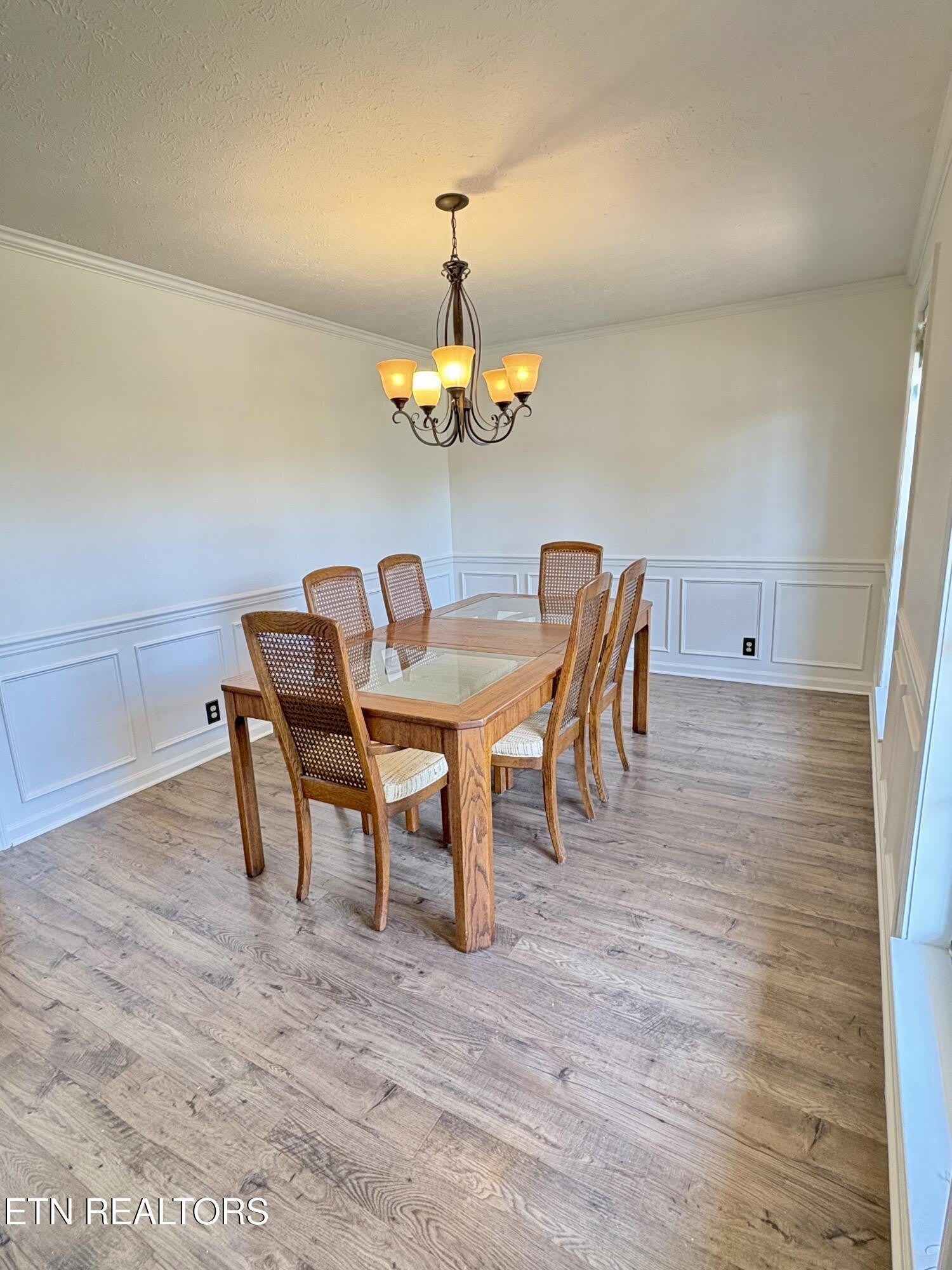 1005 Harbour Shore Drive – photo 4