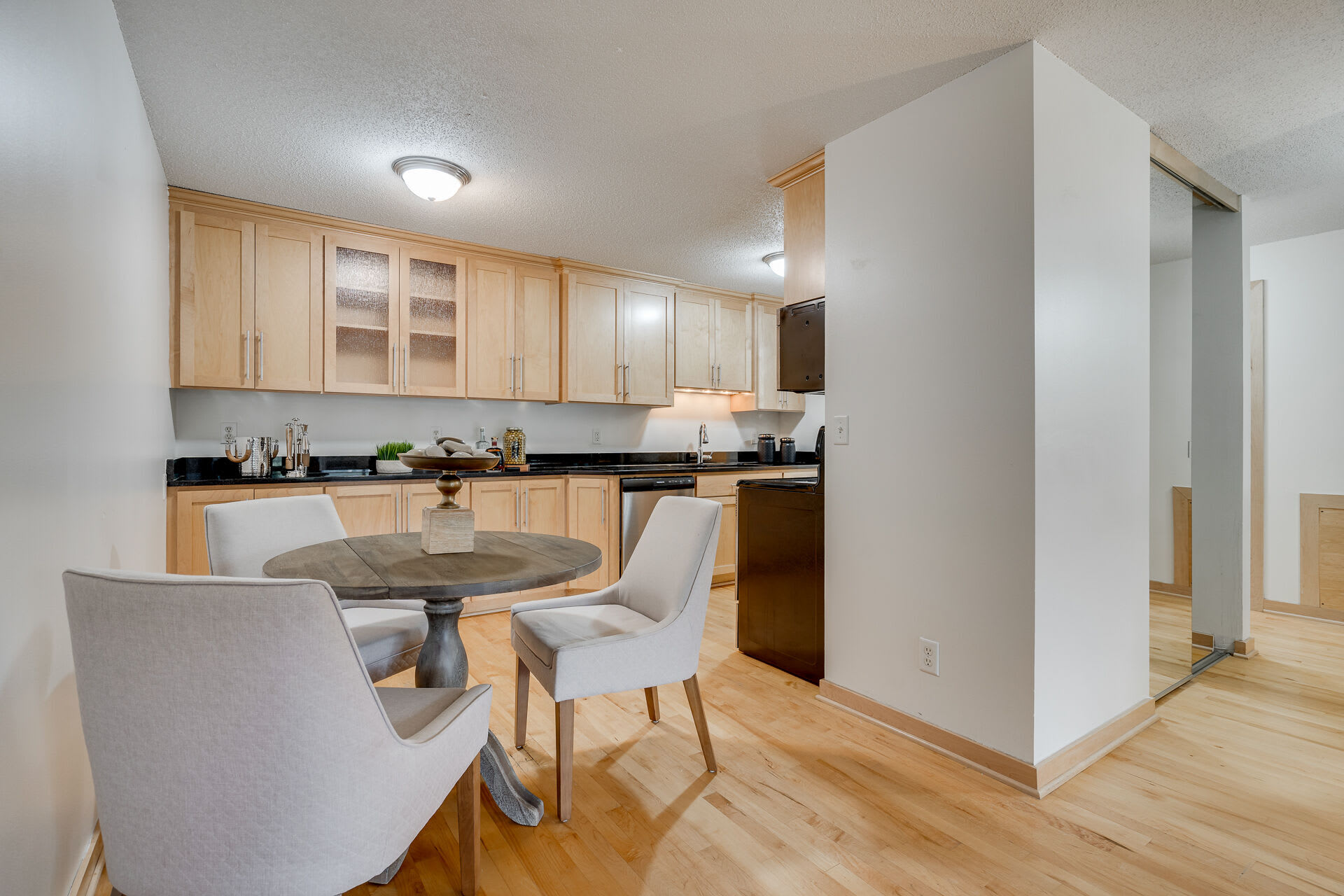 311 Kenwood Parkway – photo 3