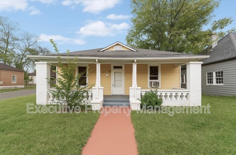 1520 Avenue G – photo 1