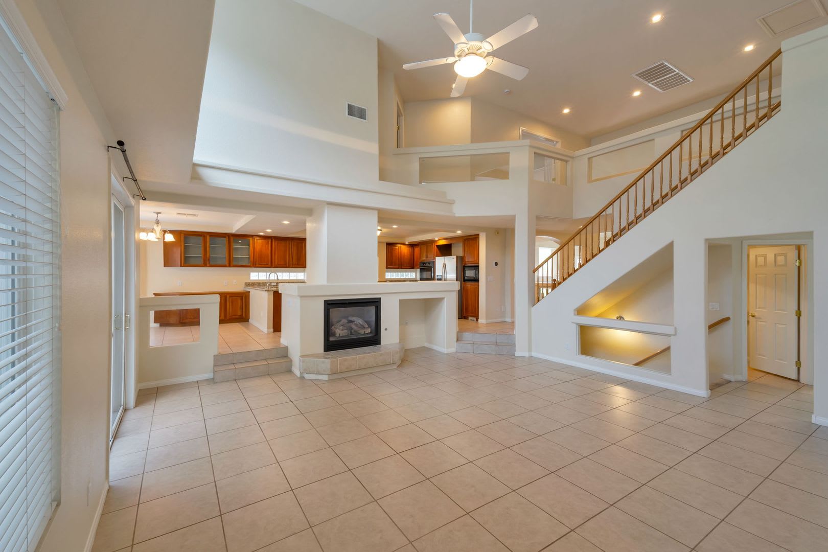 4bd/3.5ba in Southern Highlands – photo 5