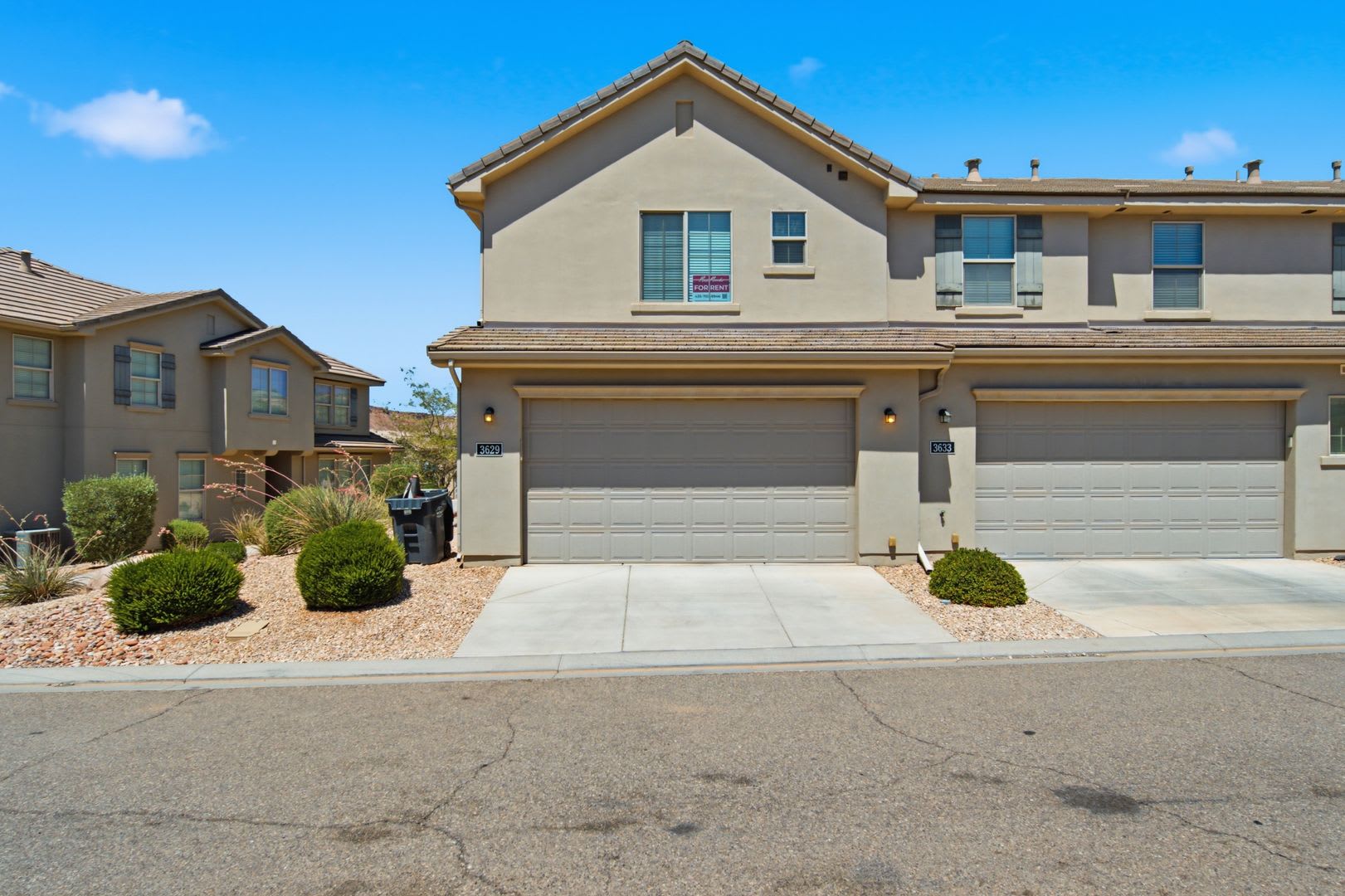 Bright & Spacious 3 bedroom Townhome – photo 3