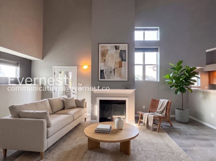 18761 East Water Drive – photo 2