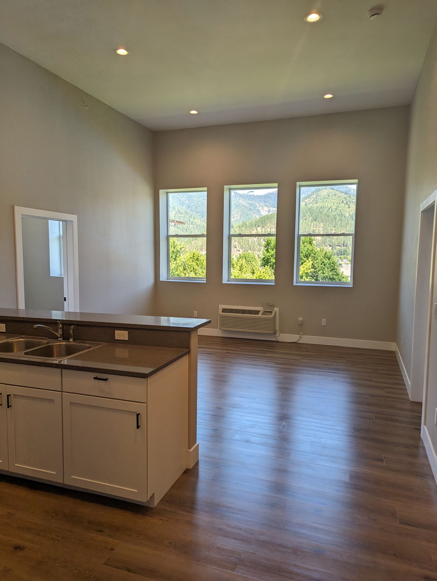 514 Mckinley Ave – photo 1