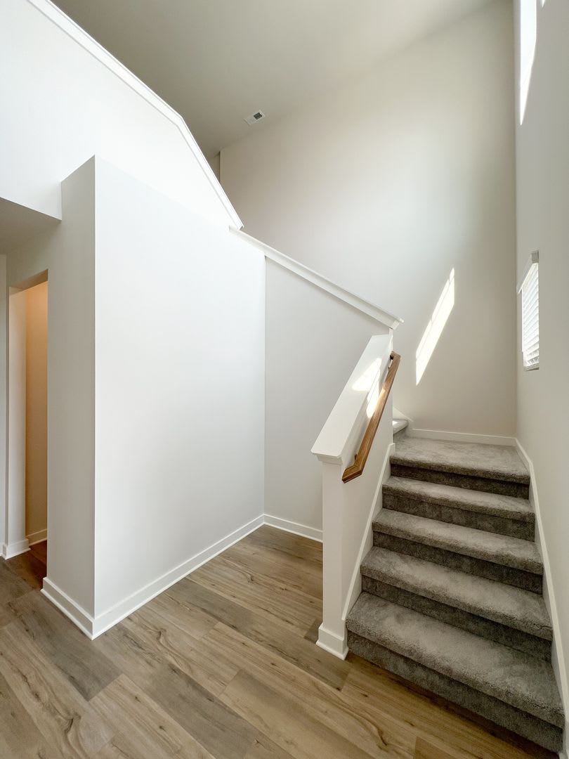Gorgeous Home in Ross Farms with a Pool, Fitness Center and More! – photo 5