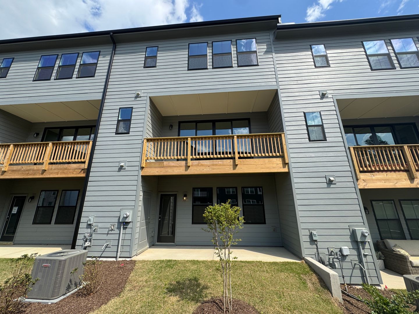 Luxury Townhome Near Umstead Park – photo 3