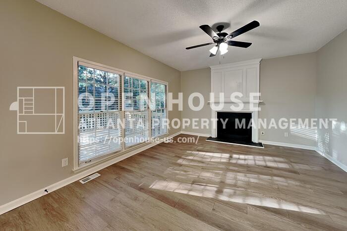 215 Boca Ciega Court – photo 3