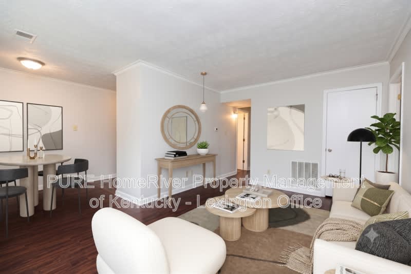 311 Christy Allyn Ct – photo 2