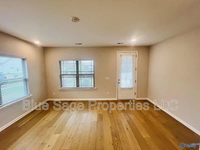 16423 Demi Dr – photo 3