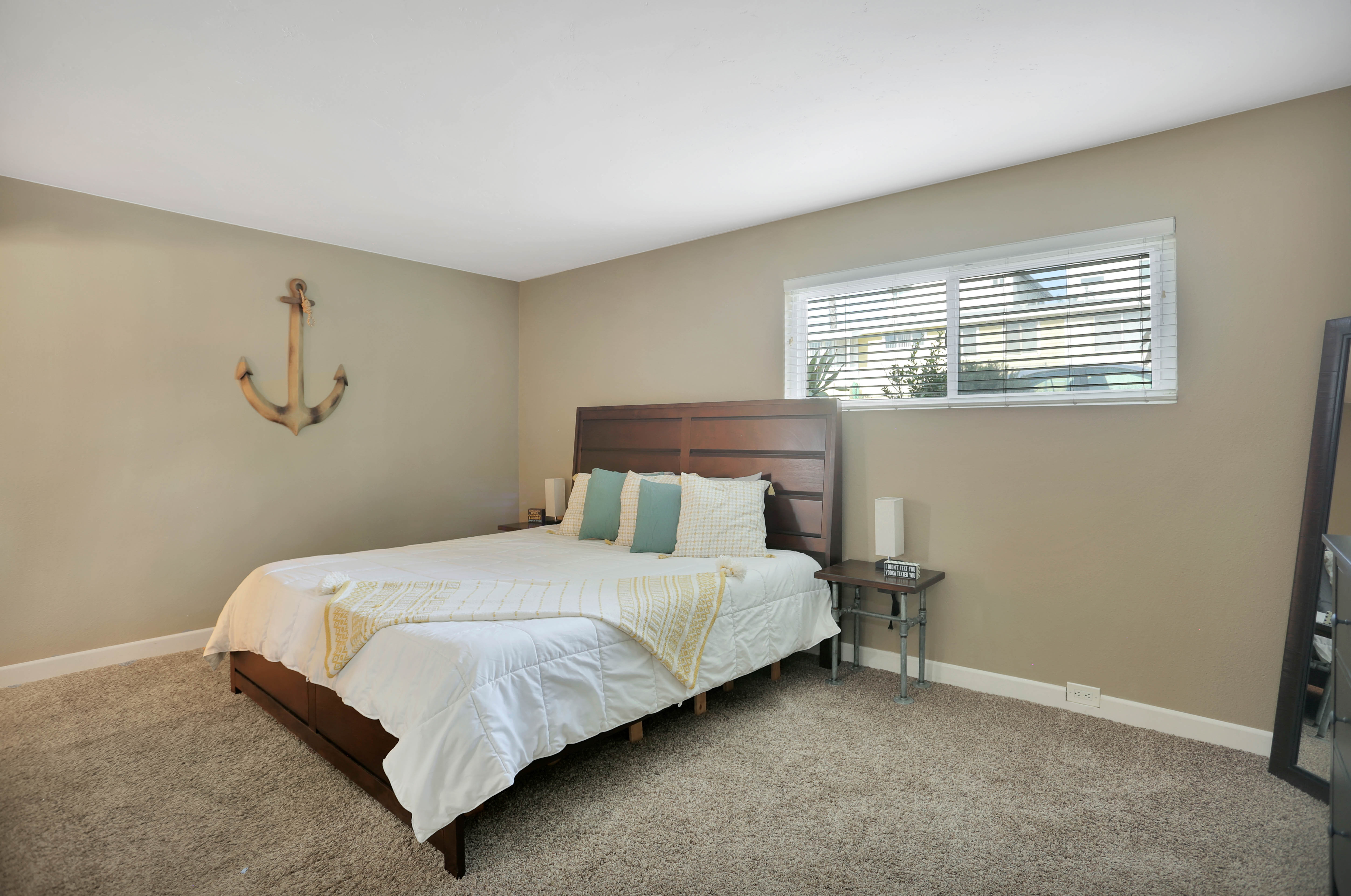 5915 Lauretta St – photo 5