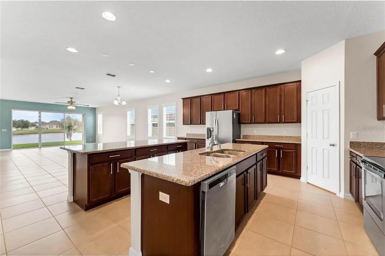 12201 Sawgrass Reserve Boulevard – photo 3
