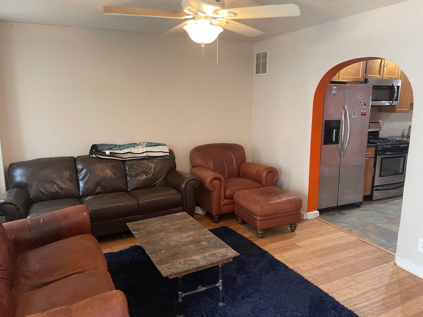 4 Bedroom House in Manayunk – photo 1