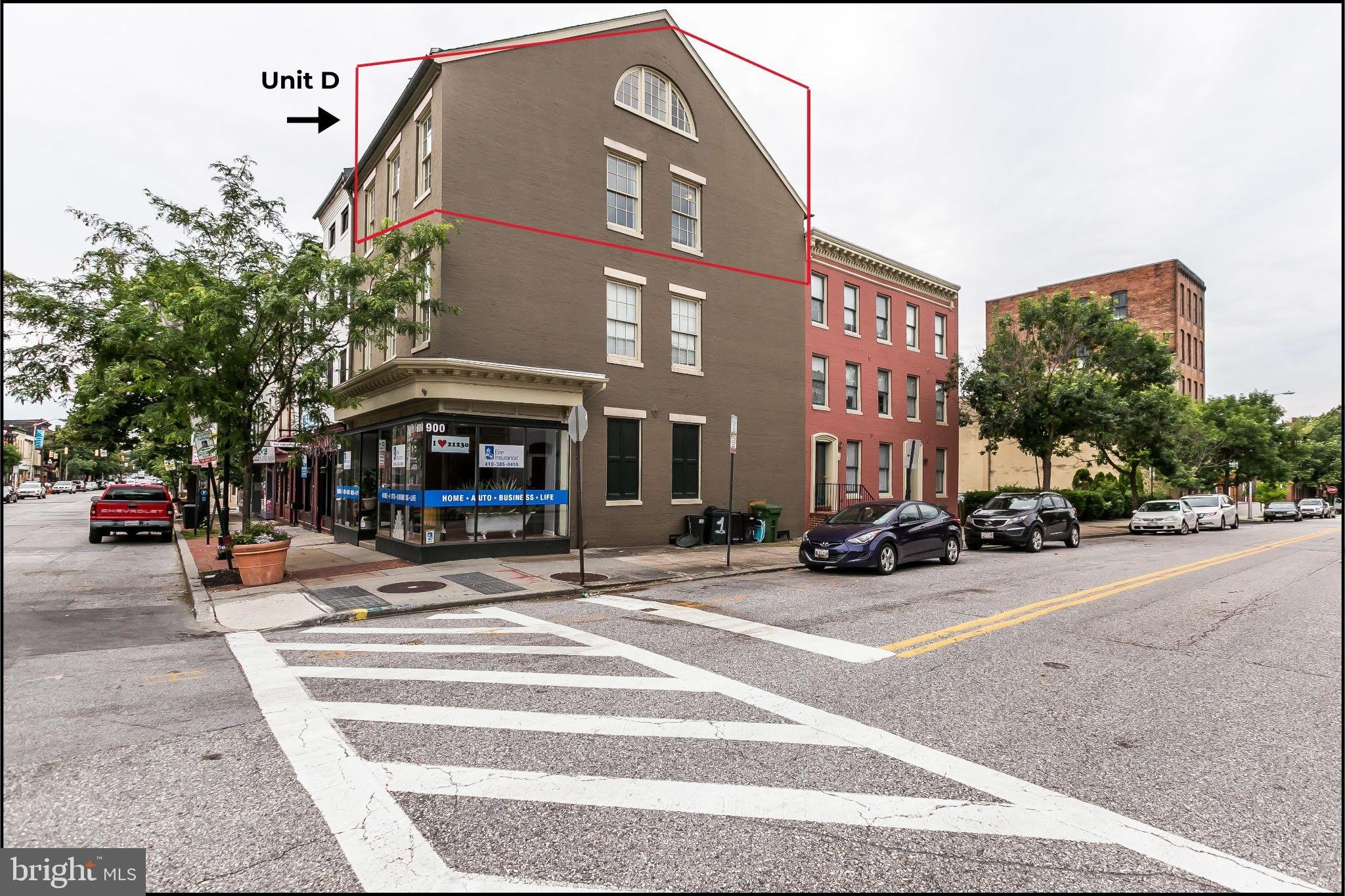 1 W HENRIETTA Street – photo 1