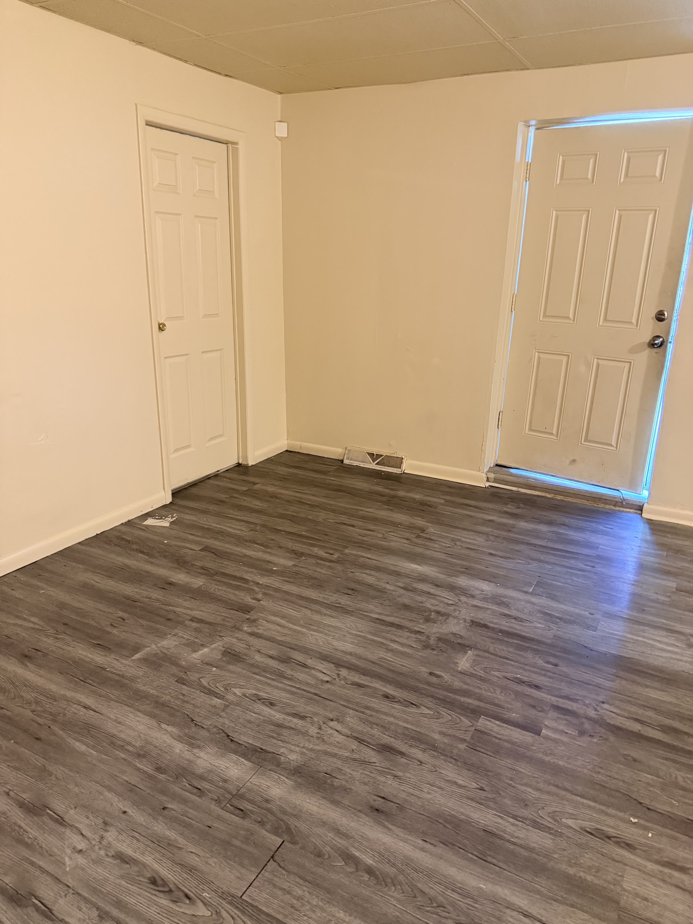 901 North Spruce Street – photo 5