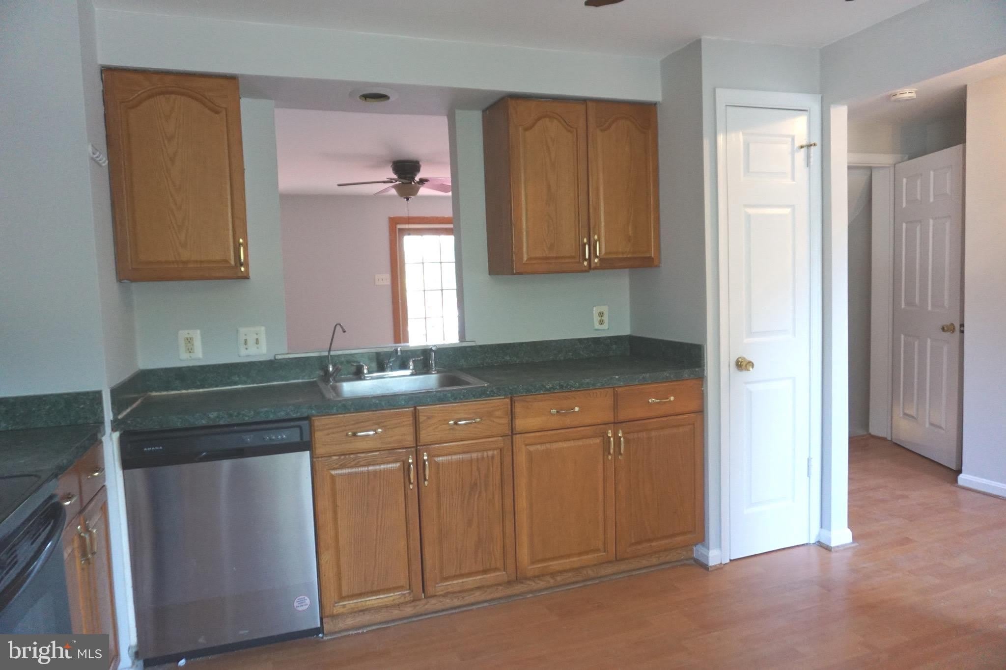 19 SHADY SPRING Place – photo 5