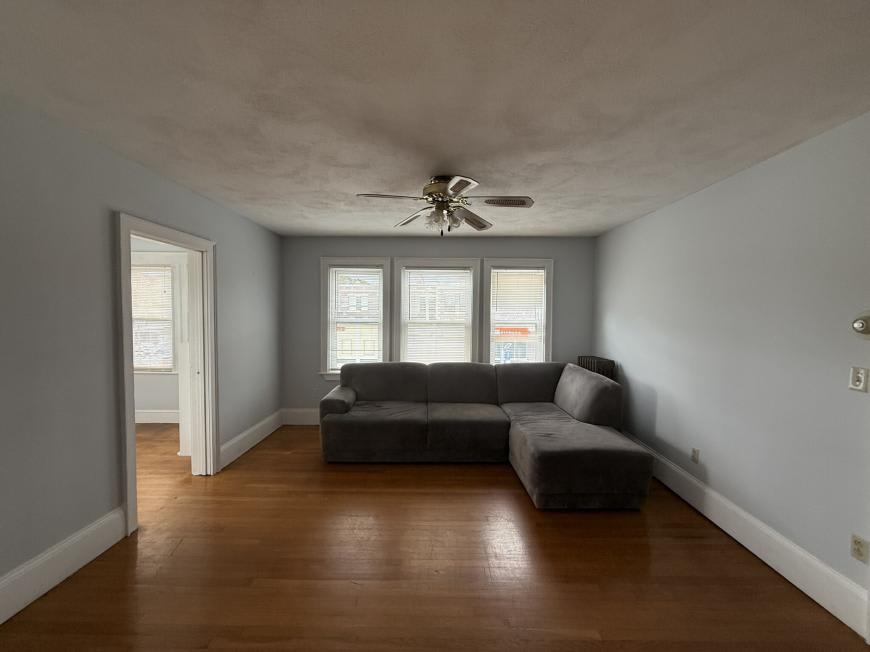 527 Gallivan Blvd. – photo 5