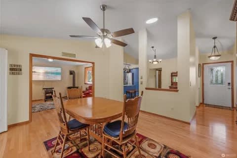 20429 81St Drive Northeast – photo 4