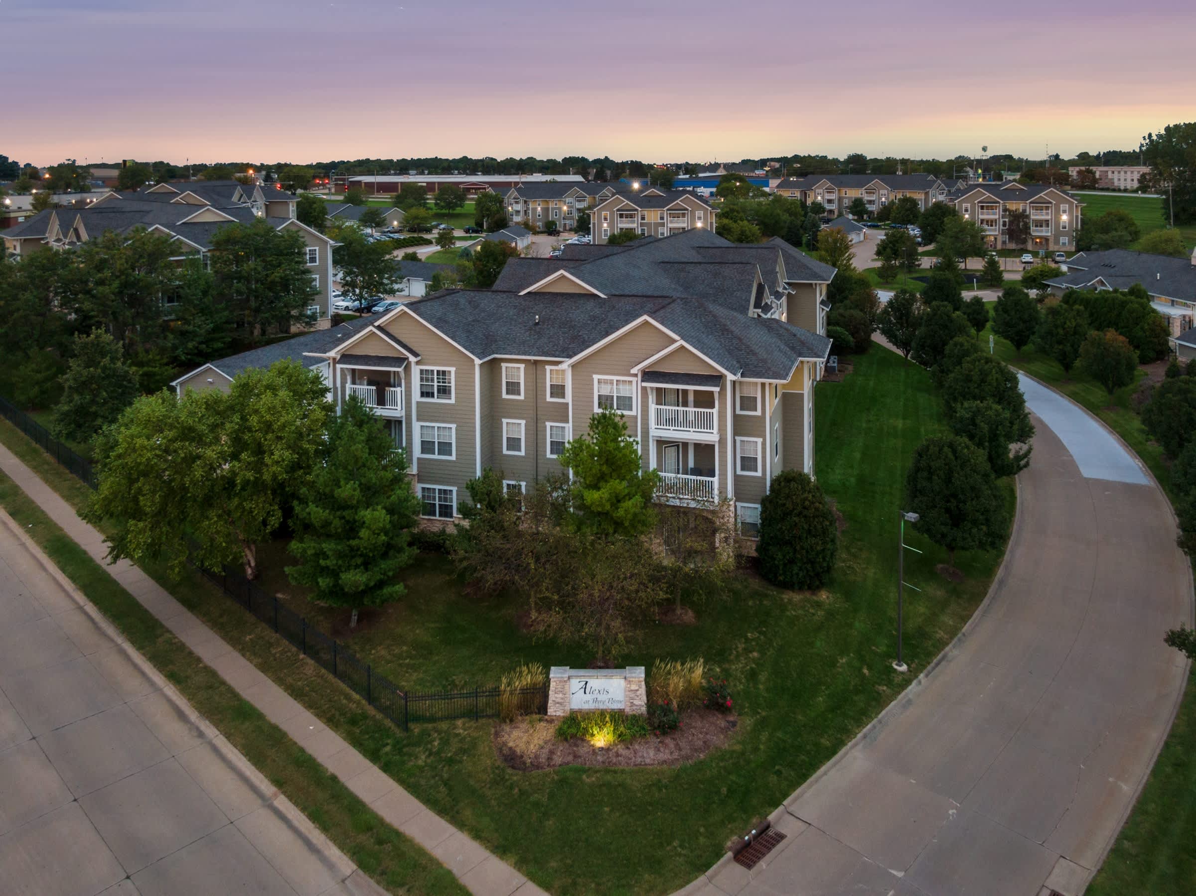 Alexis At Perry Pointe – photo 2