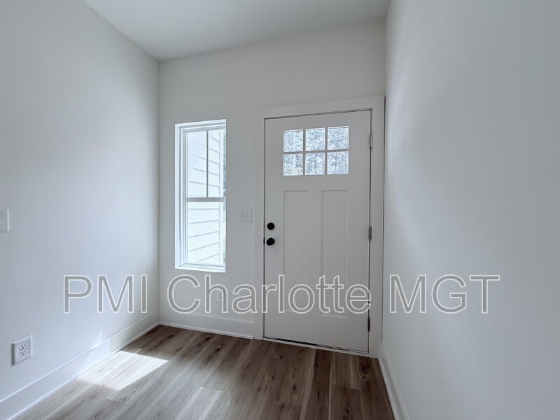 7519 Lawyers Rd – photo 3
