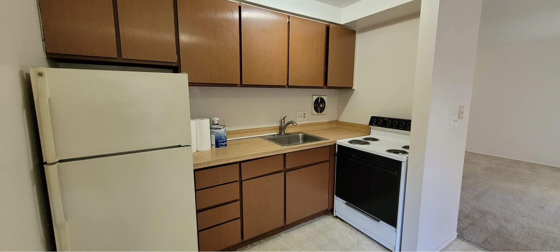 2-Bedroom Garden-Level Unit – photo 5