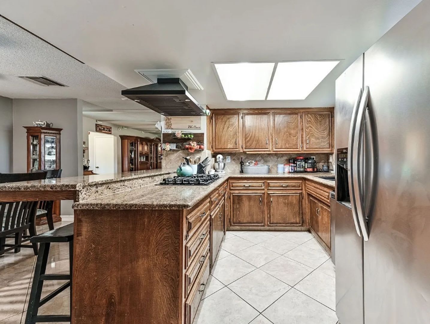 Beautiful Solar-Powered 4 Bedroom Home – photo 3
