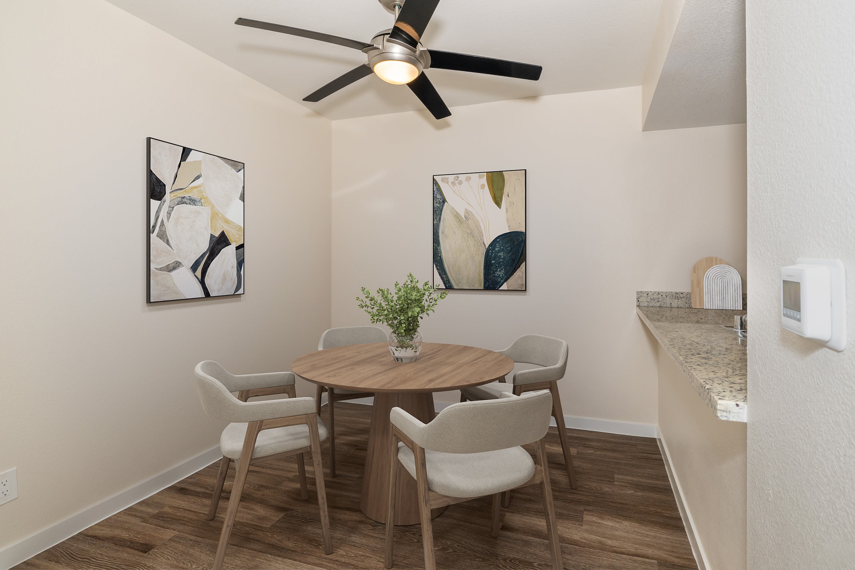 Rocklin Manor – photo 3