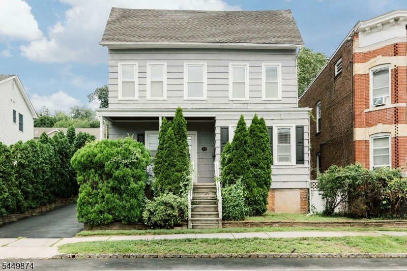 49 Park Ave Unit 2 – photo 2