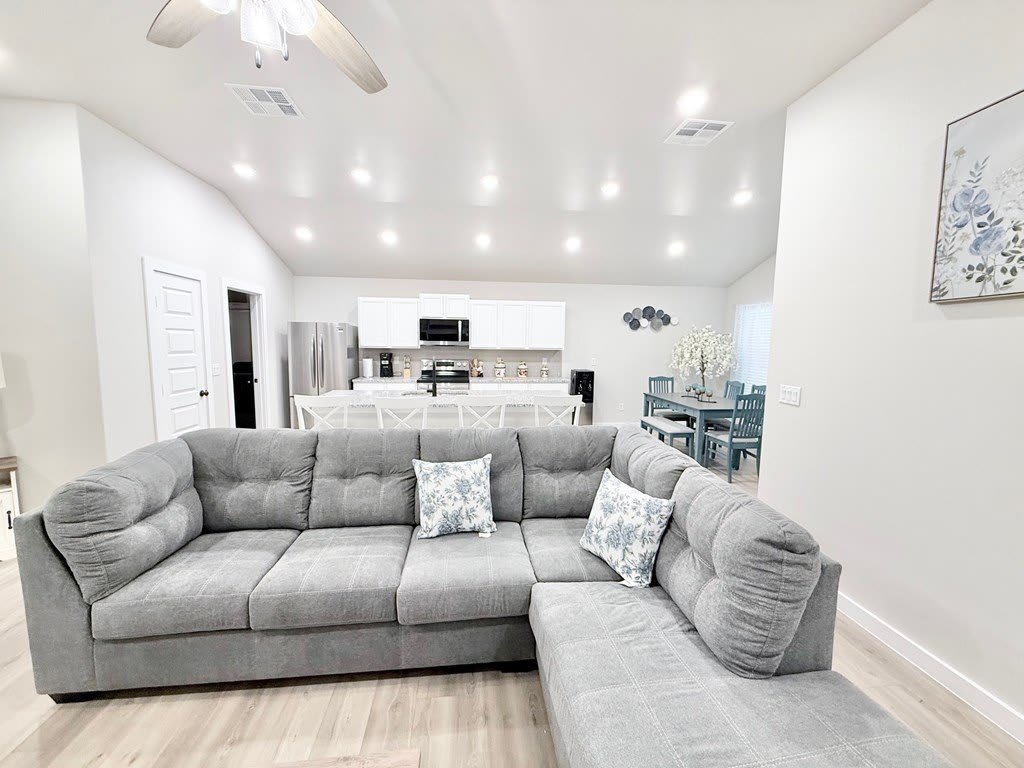 2944 Hidalgo Ave – photo 5