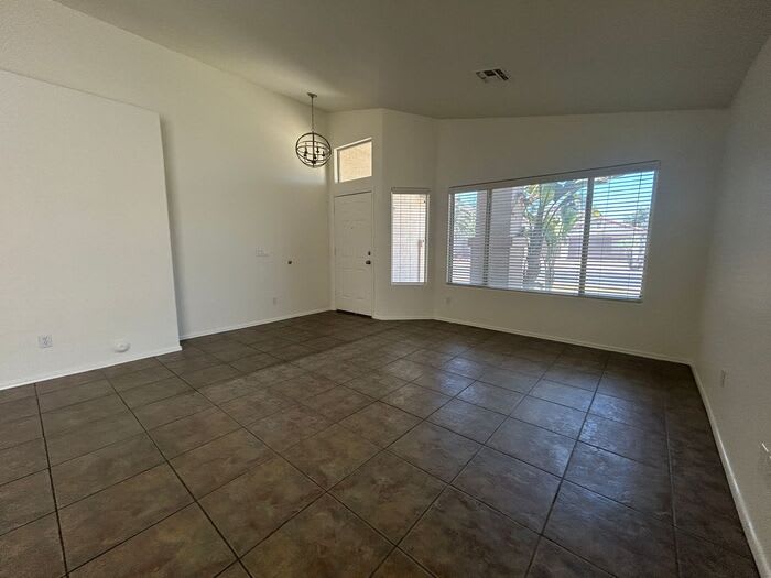 3861 East Redfield Court – photo 5