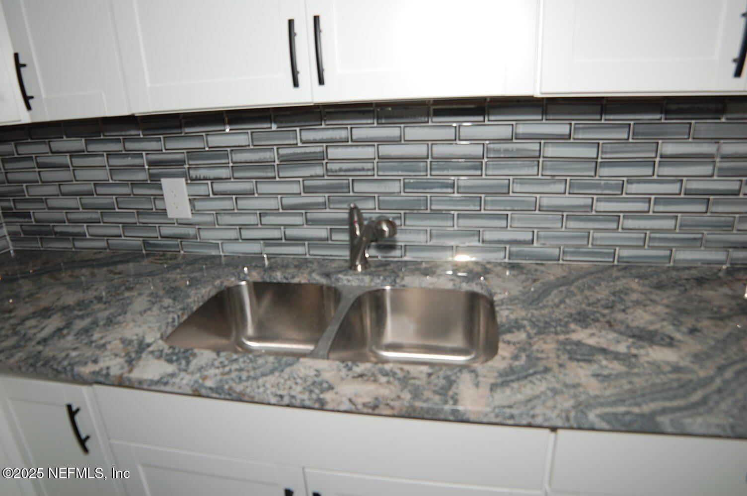 2947 W 45TH Street – photo 5