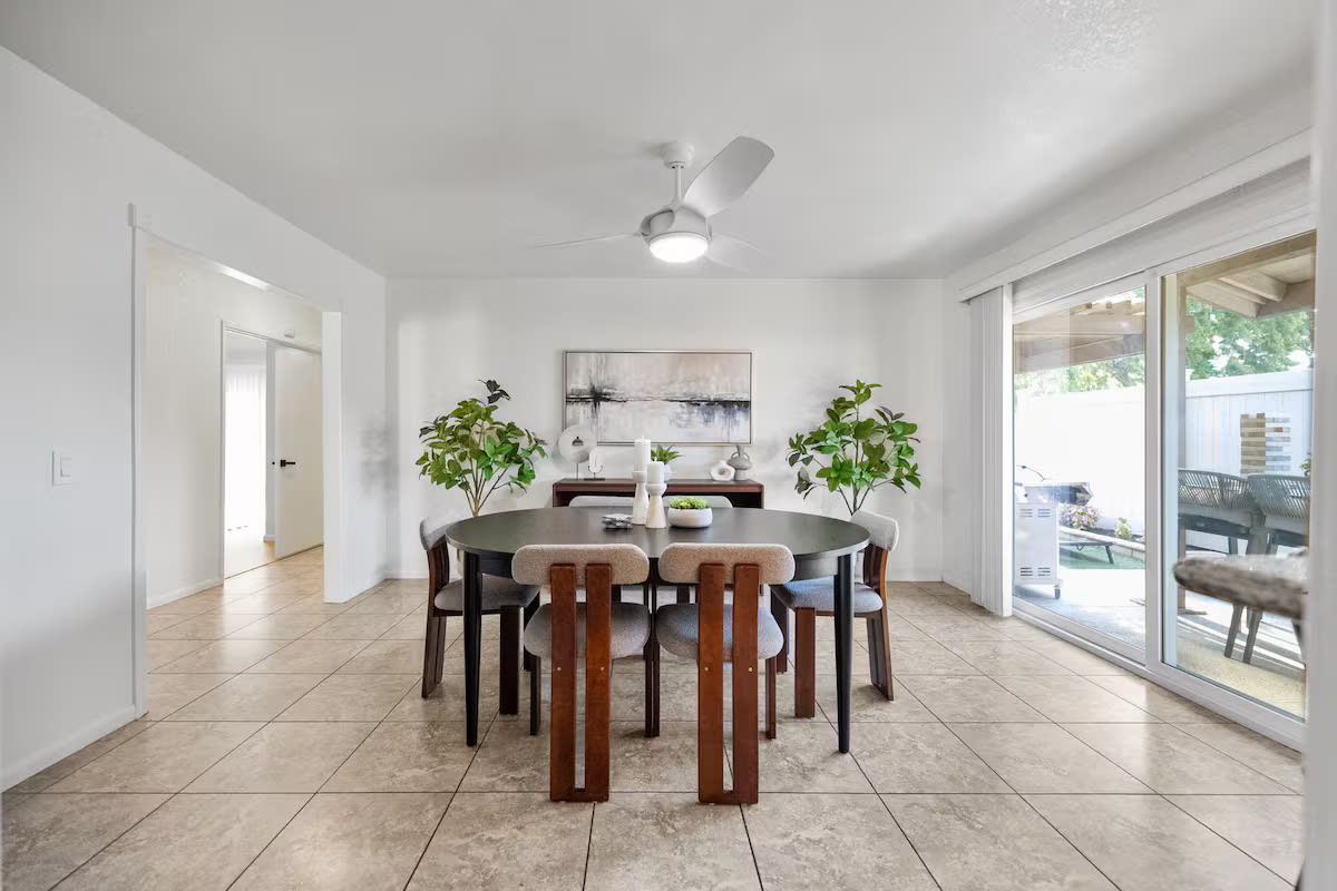 2718 Nectarine Avenue – photo 2