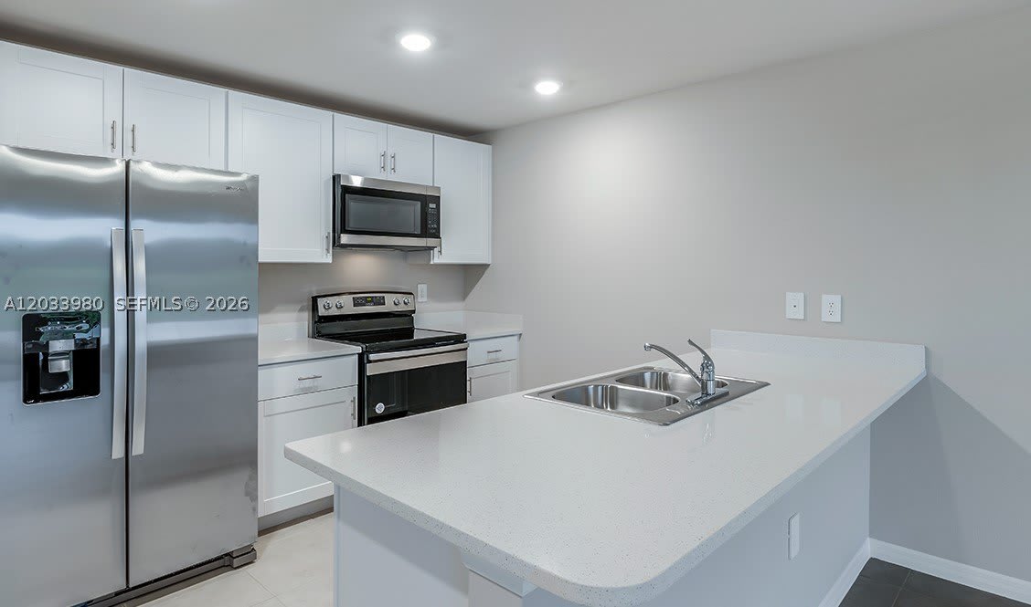 8030 OLIVE CIRCLE – photo 4
