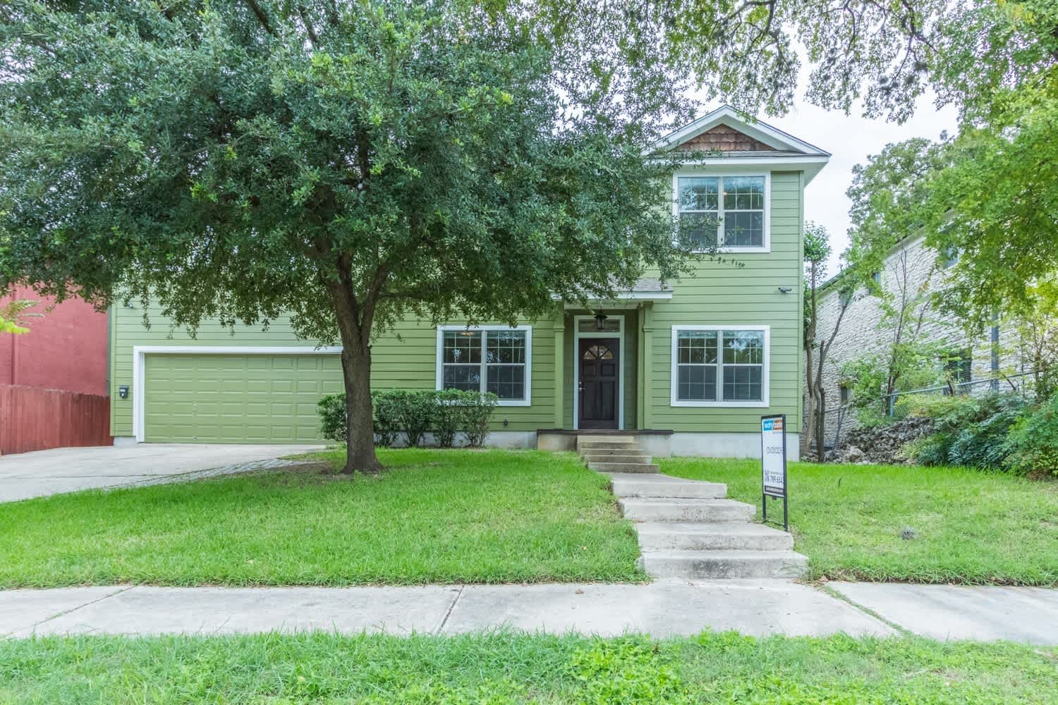 UT PRE-LEASE: 6 Bed / 3 Bath – photo 2