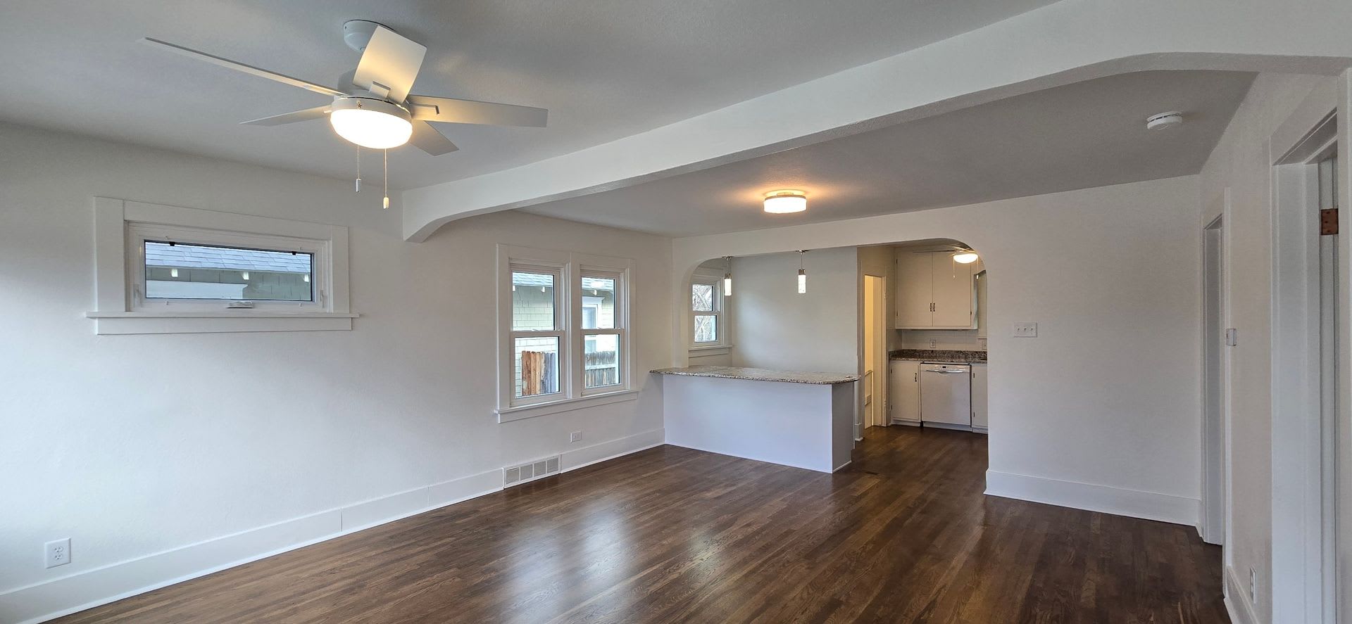 3 Bedroom 2 Bathroom Home Near FE Warren & Frontier Park – photo 4
