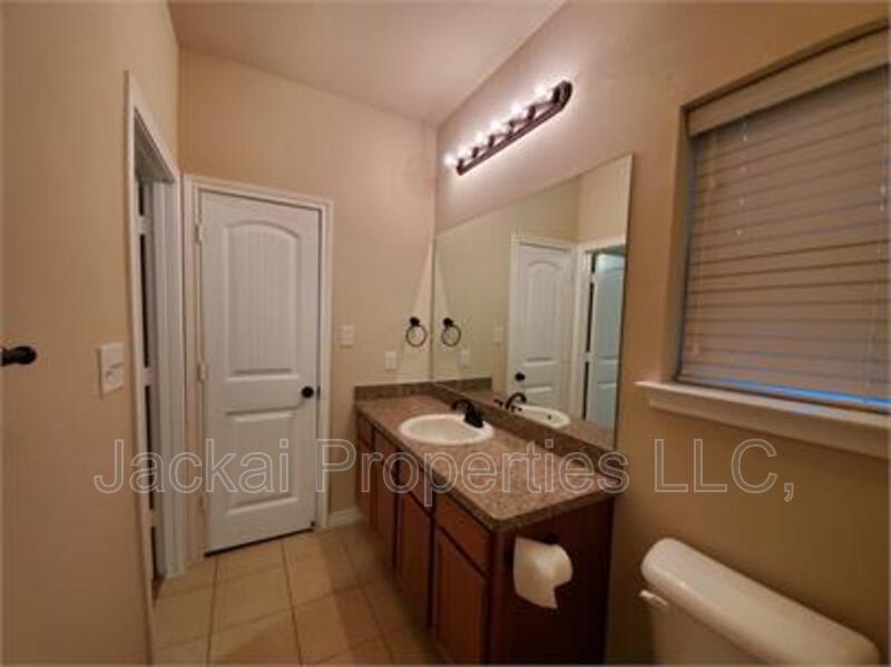 214 North Ricketts Street – photo 2