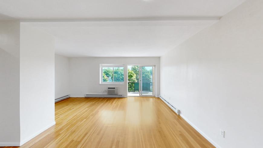 525 Highland Ave. – photo 2