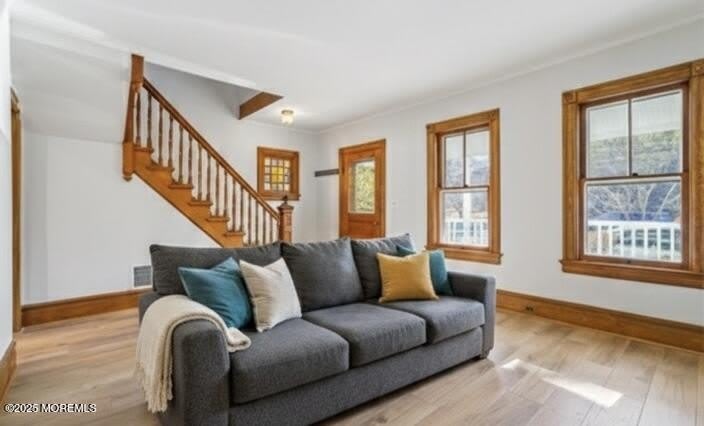 555 Cedar Avenue – photo 2