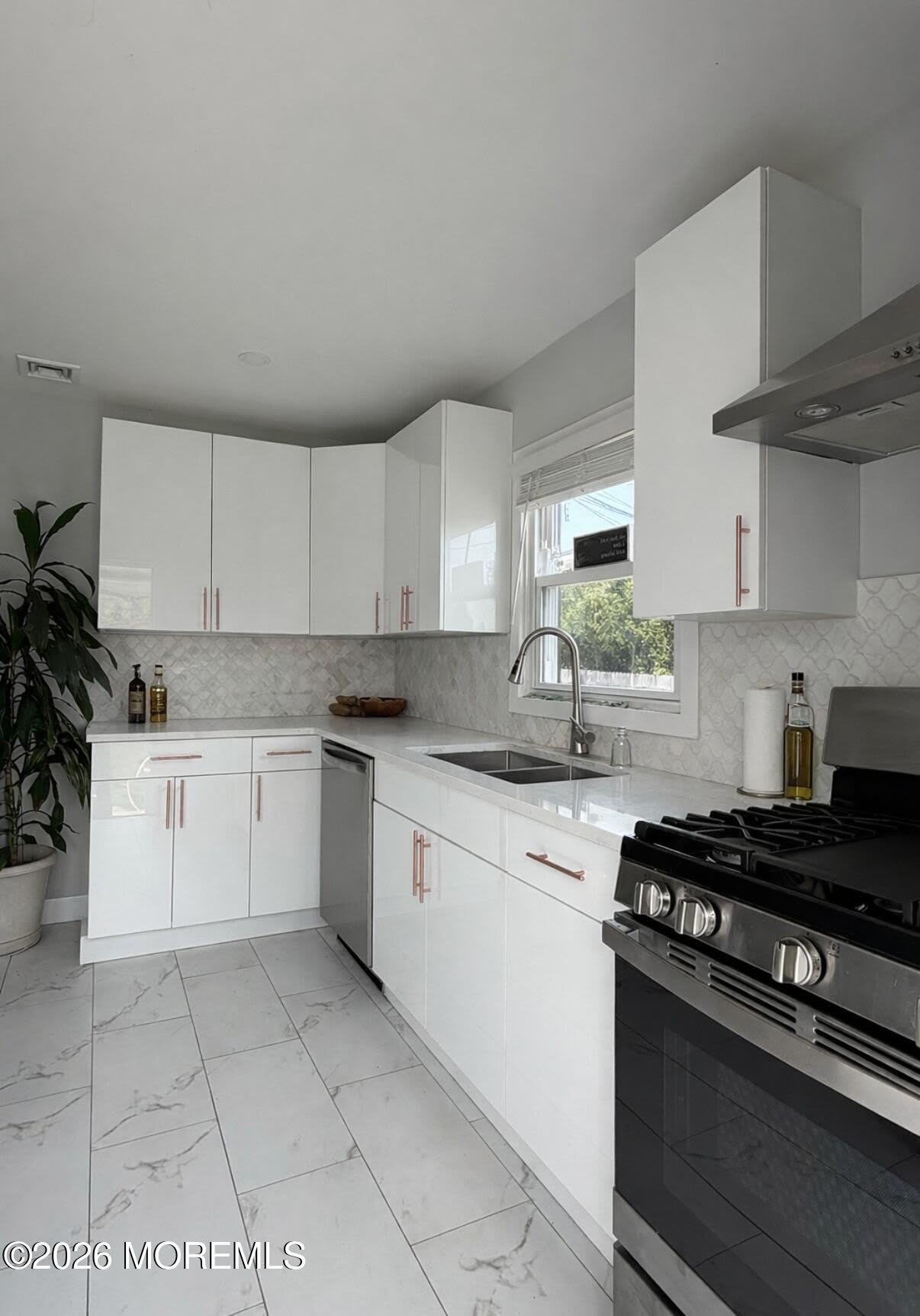 10 Cambell Court – photo 5