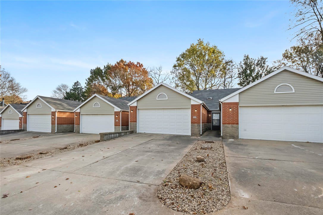 2066 N Kantz Lane – photo 4