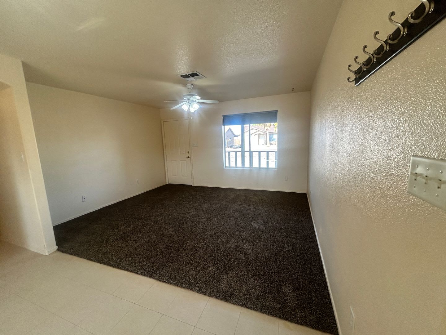Cozy 3-Bedroom Home in Rancho Serenade Neighborhood – photo 4