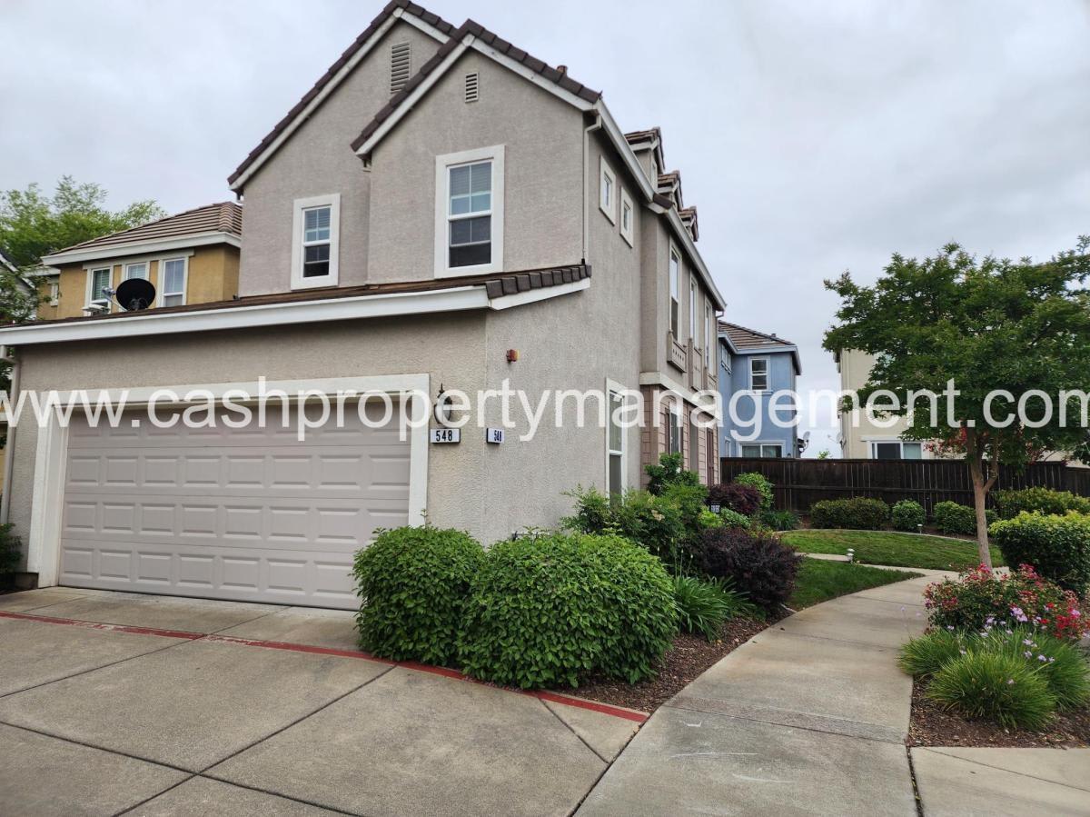 548 Navigator Dr – photo 2