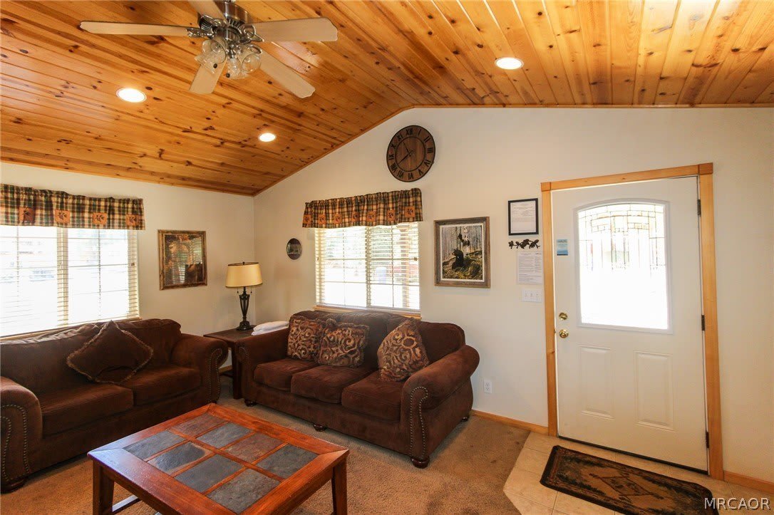 2107 2nd Lane – photo 3
