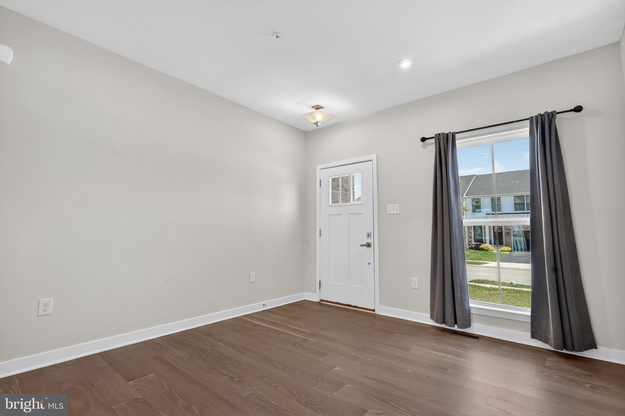 8005 MILLTOWN Circle – photo 4