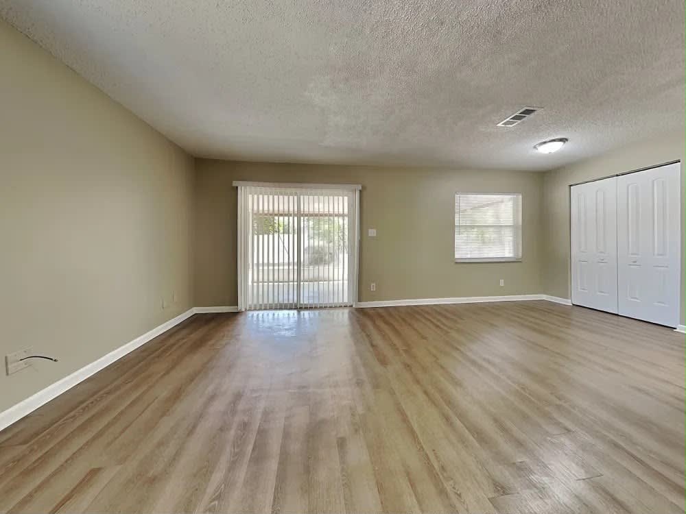 424 Masoud Court – photo 2