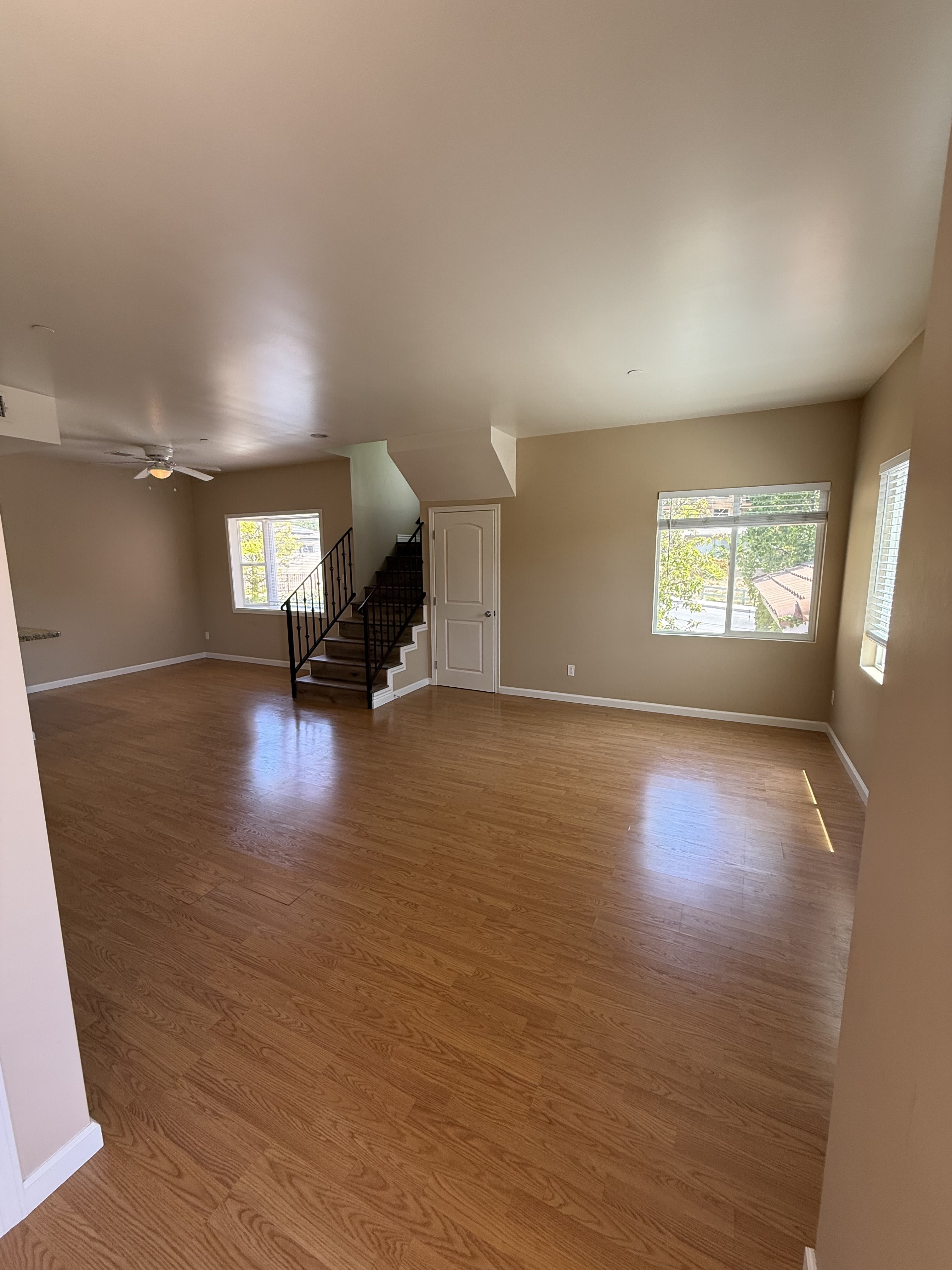1769 Los Feliz Dr – photo 4