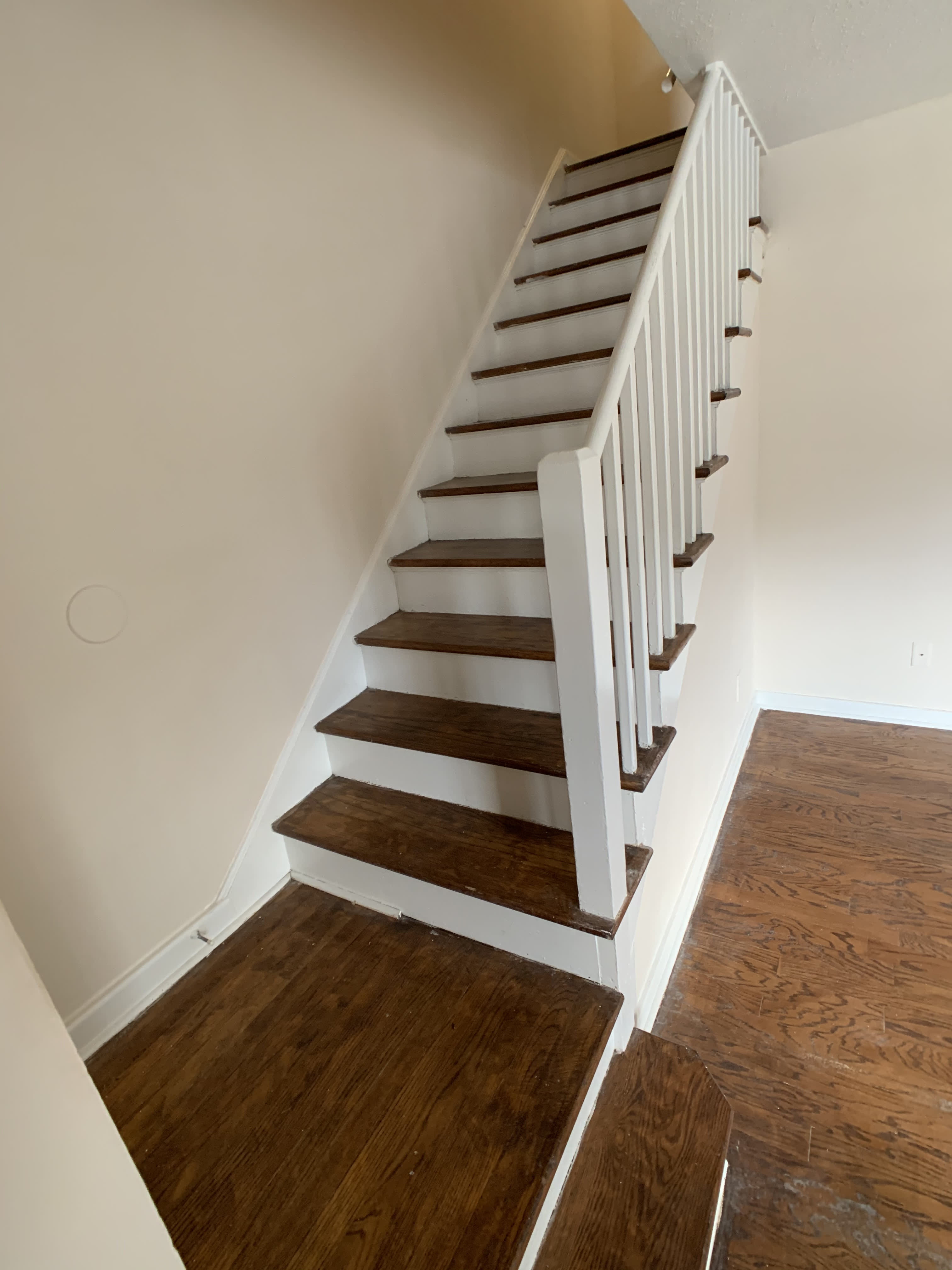 1661 Valley Ave – photo 5