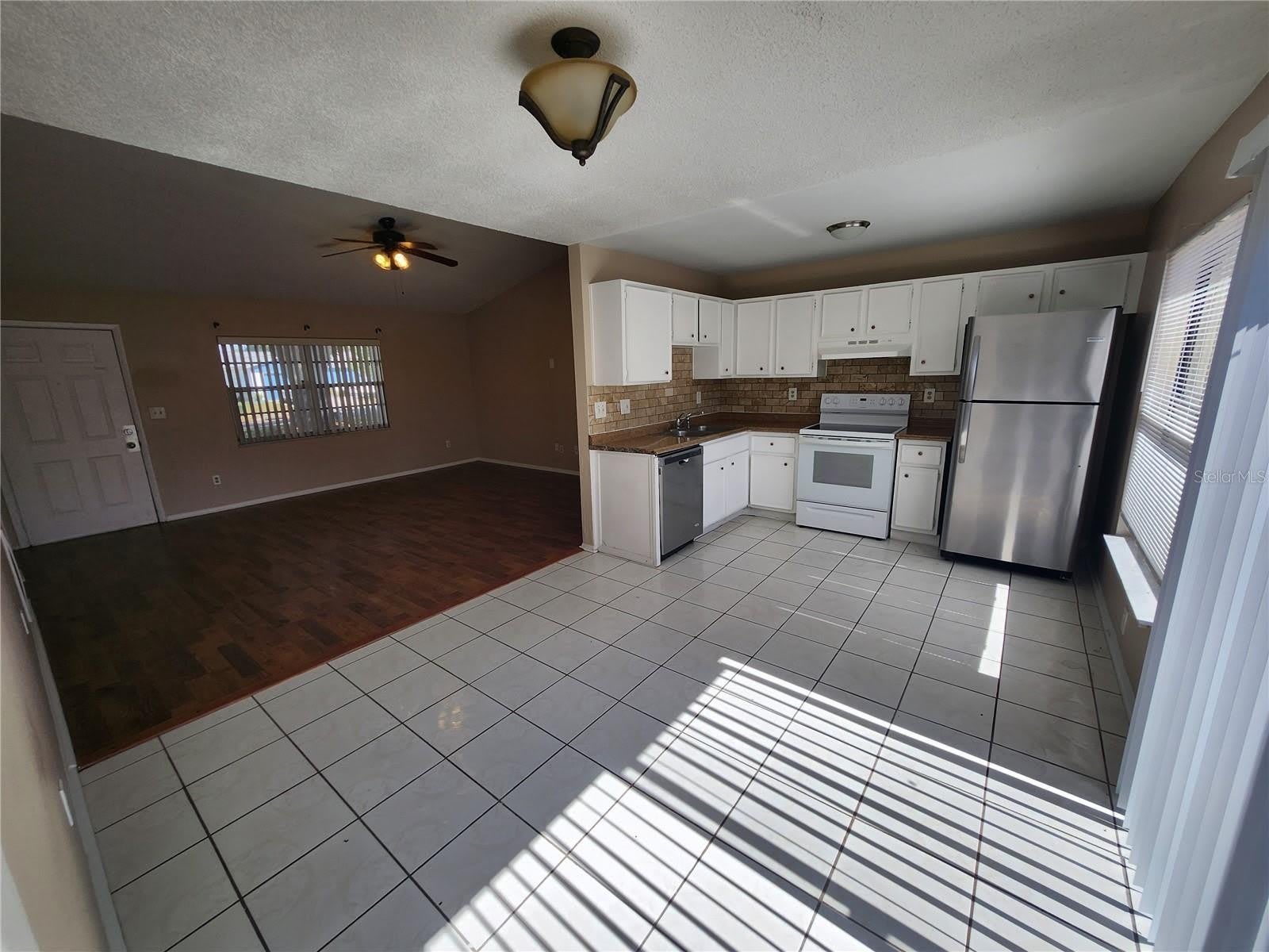 905 OLD FIELD Drive – photo 4