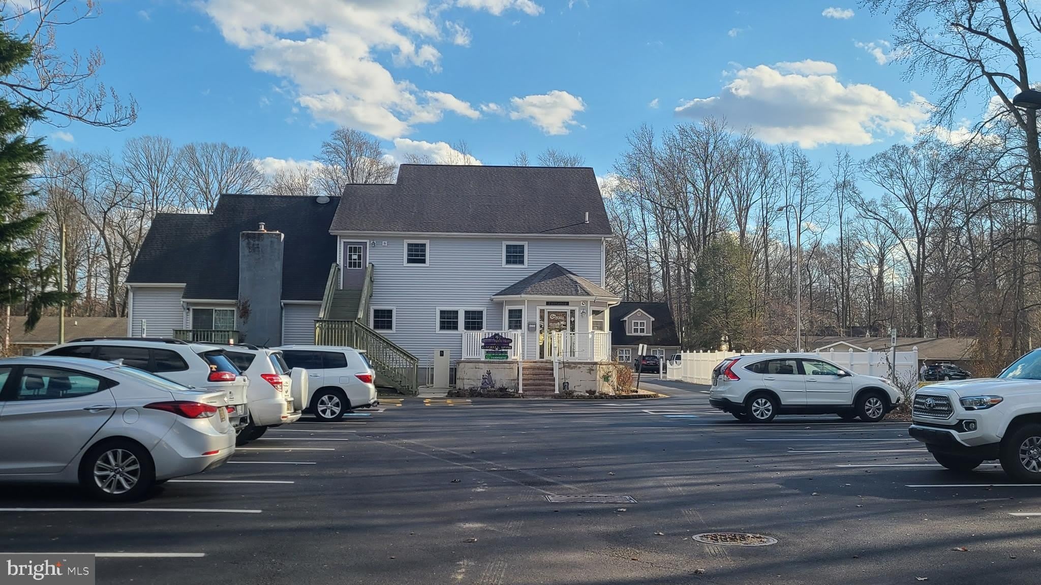 1169 WALKER Road – photo 3