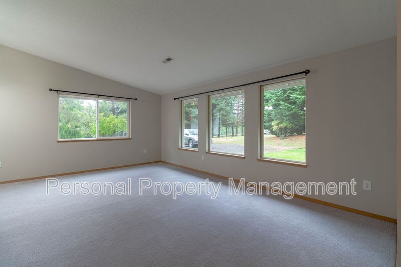 1312 SE 352nd Ave – photo 2