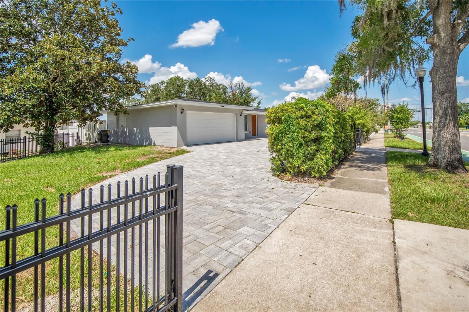 2419 ORANGE CENTER Boulevard – photo 4